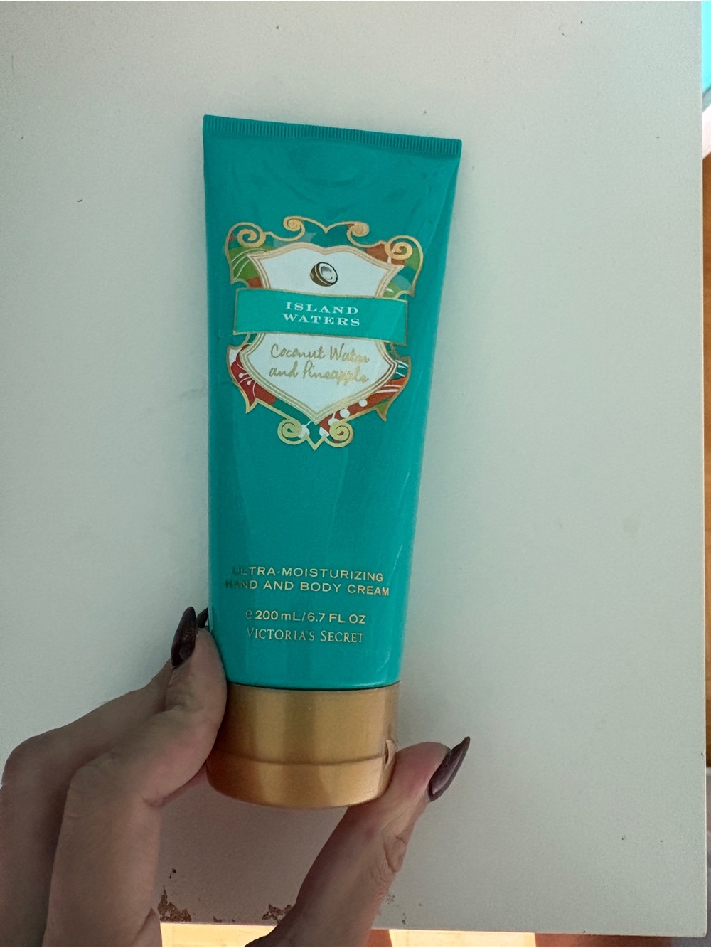 Victoria’s Secret Island Waters Ultra-Moisturizing Hand & Body Cream - Teal